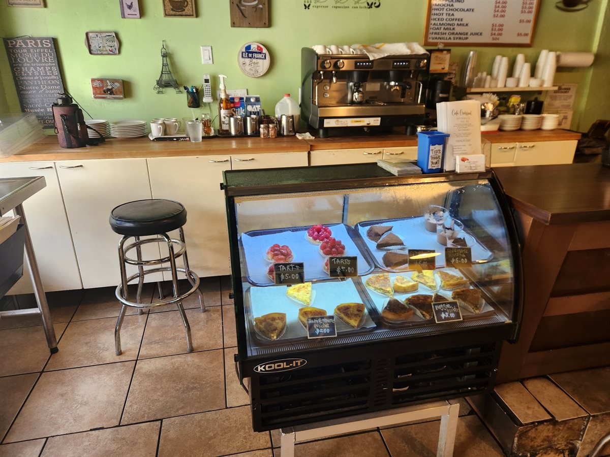Cafe Croissant